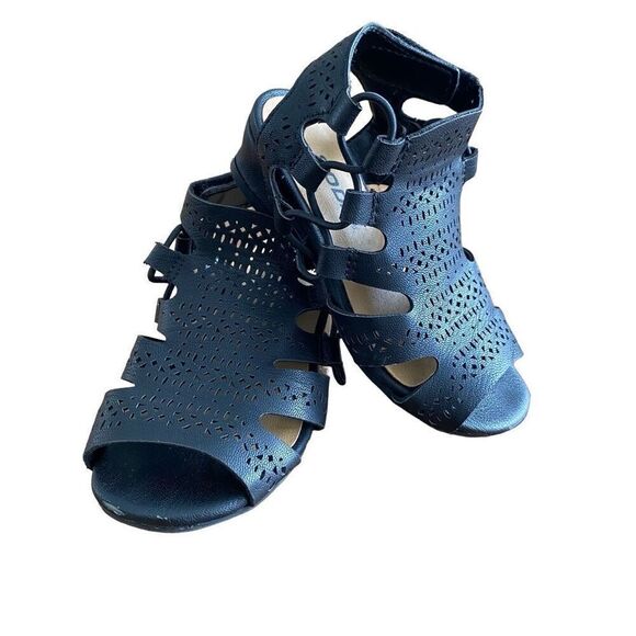 Girls High Top Sandal Black Greek Grecian Style Toddler Size 5 - Picture 1 of 15